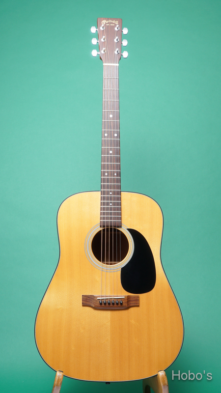 MARTIN D-18 FRONT