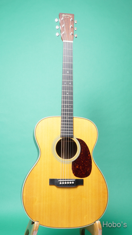 MARTIN OOO-28 Standard