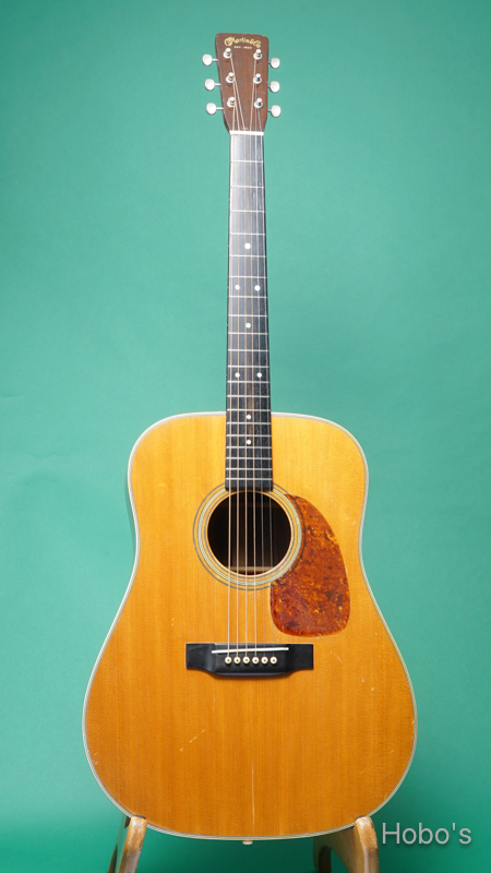 MARTIN D-28