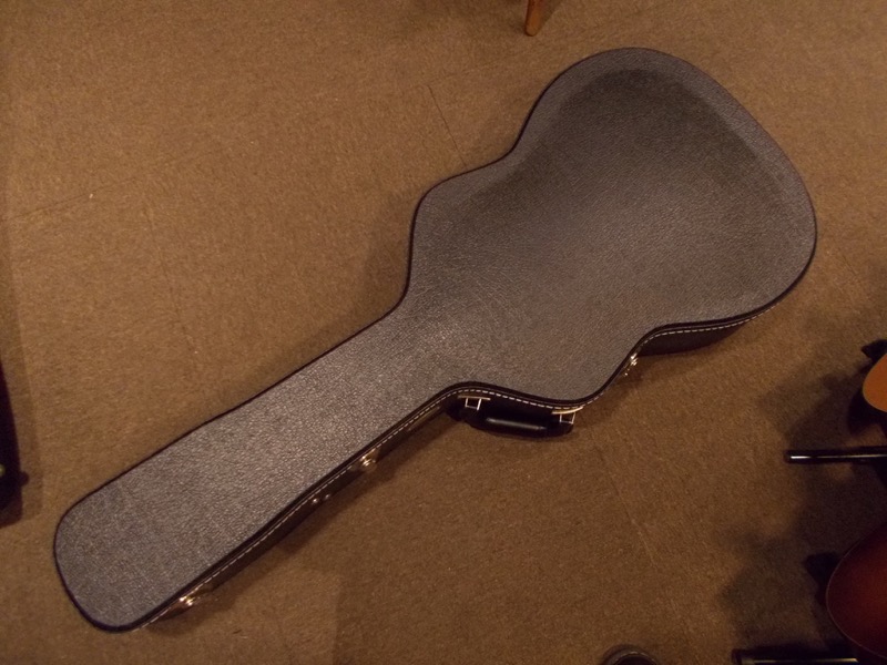 MARTIN OMC-28 Custom "Adirondack Top" CASE