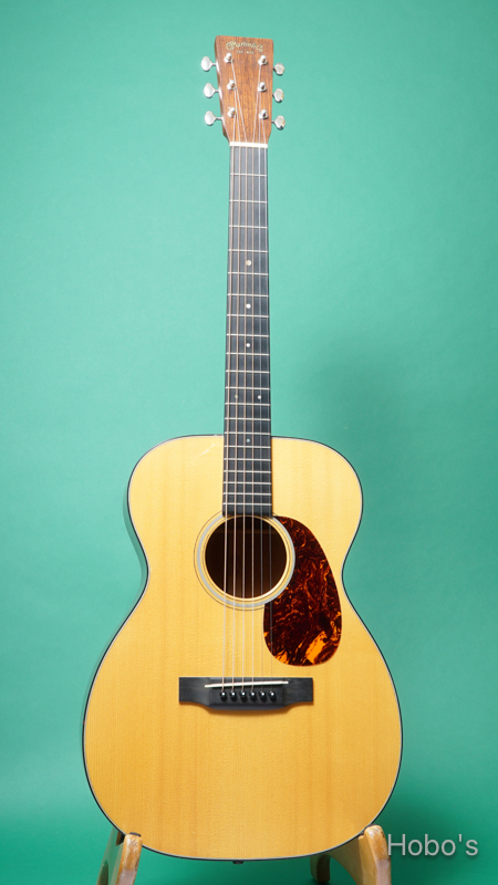 MARTIN OO-18 Custom "Italian Alpine Spruce Top"  FRONT