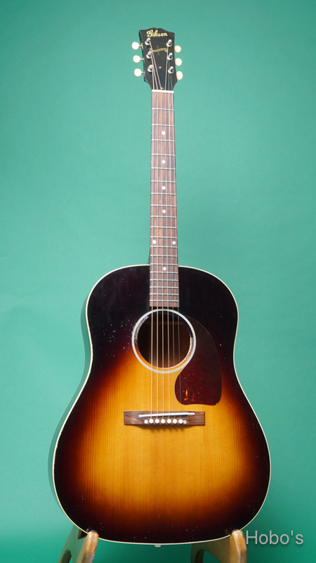 GIBSON J-45 1942 Murphy Lab Light Aged