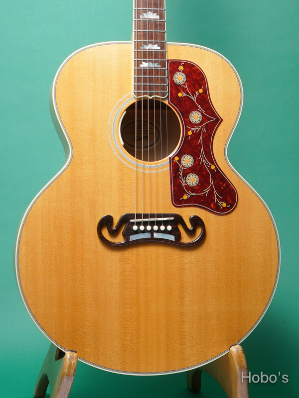 GIBSON SJ-200 Standard 5