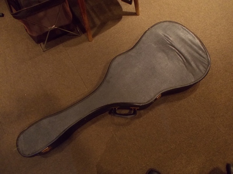 GIBSON LG-0 CASE