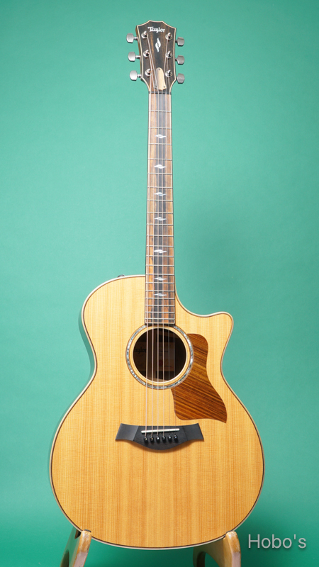 TAYLOR 814ce V-Class