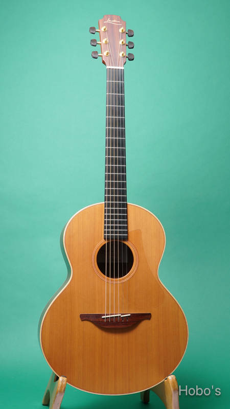 LOWDEN (GEORGE LOWDEN GUITARS)  S-23 FRONT