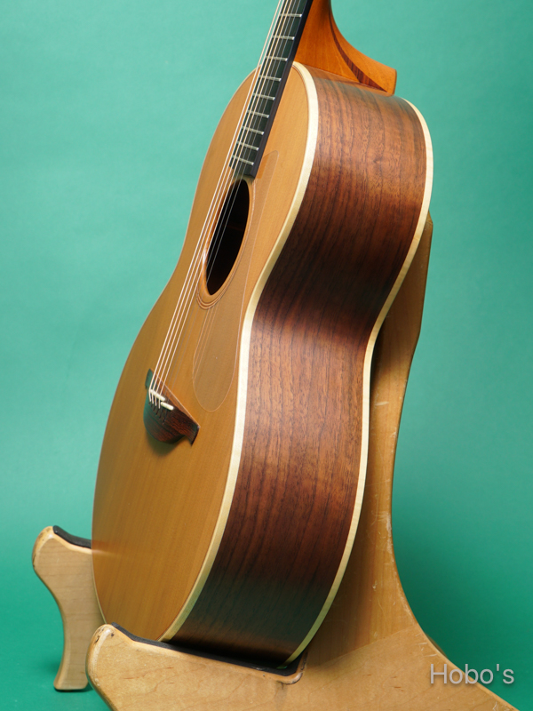 LOWDEN (GEORGE LOWDEN GUITARS)  S-23 8