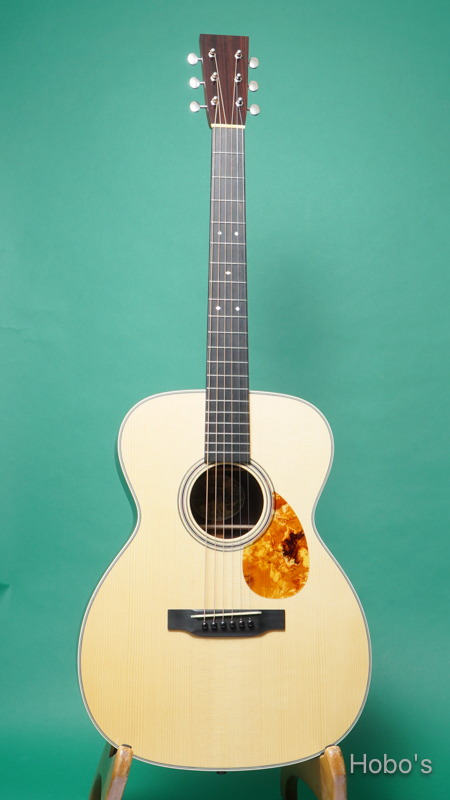 COLLINGS OM-2 A HILL COUNTRY